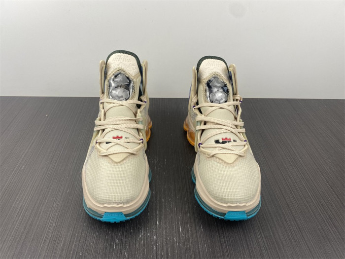 NIKE LEBRON 19 MINNEAPOLIS LAKERS DC9341-200
