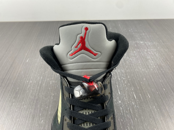 Jordan 5 Retro Gore-Tex Off-Noir  - DR0092-001
