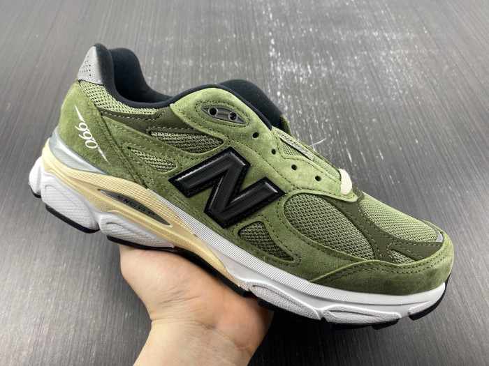 New Balance M990AD3