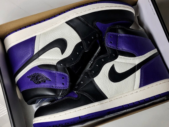 Air Jordan 1 Court Purple 555088-501