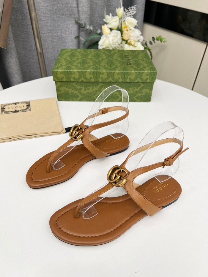 Gvc*1 SANDAL