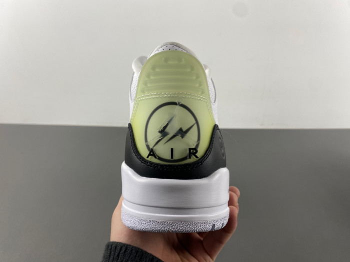 AIR JORDAN 3 SP “WHITE/BLACK DA3595-100