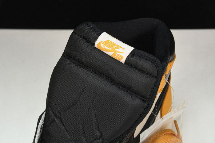 Air Jordan 1 High OG "Yellow Toe" 555088-711
