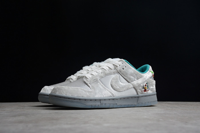 Nike Dunk Low Ice (W) - DO2326-001