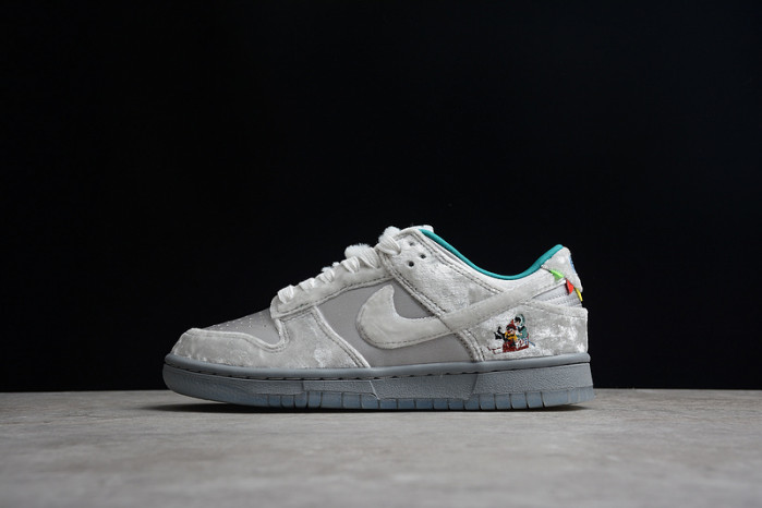 Nike Dunk Low Ice (W) - DO2326-001