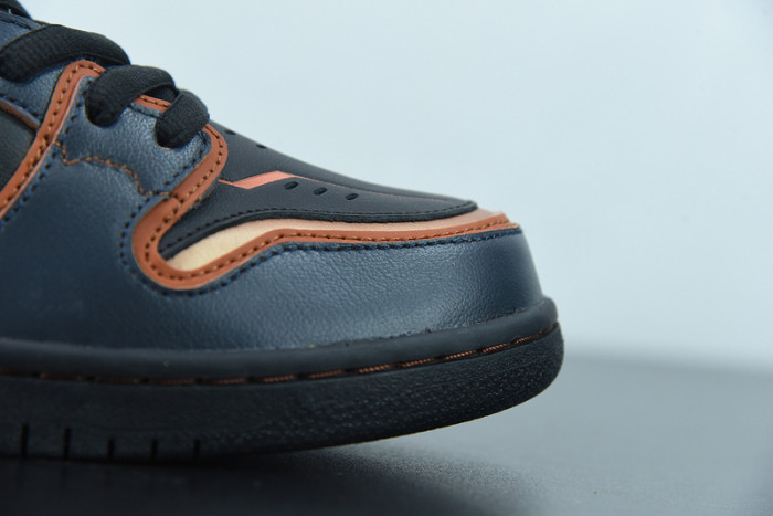 Gundam x Nike SB Dunk High "Banshee" DH7717-400