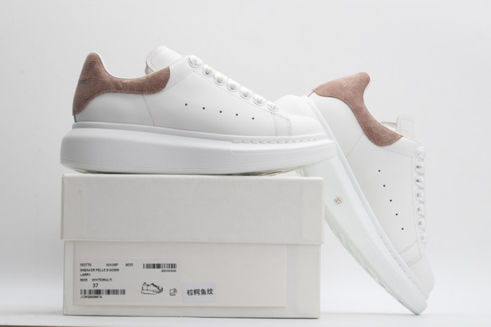 A1exa*der Mcqv*en OVERSIZED