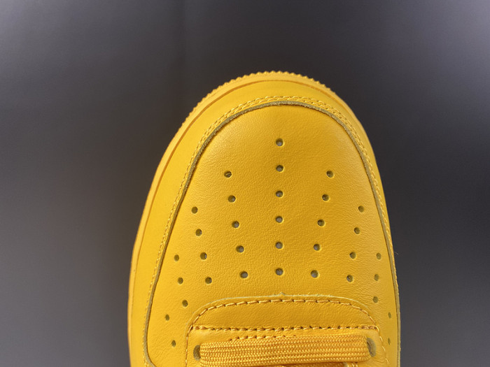 NIKE AIR FORCE 1 UNIVERSITY GOLD DD1876-100