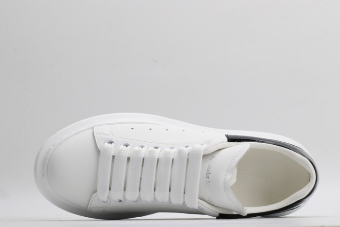 A1exa*der Mcqv*en OVERSIZED