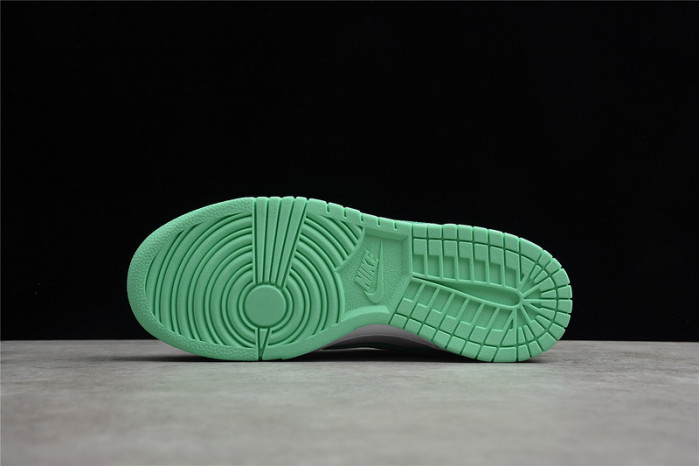 Nike Dunk Low Green Glow (W) - DD1503-105