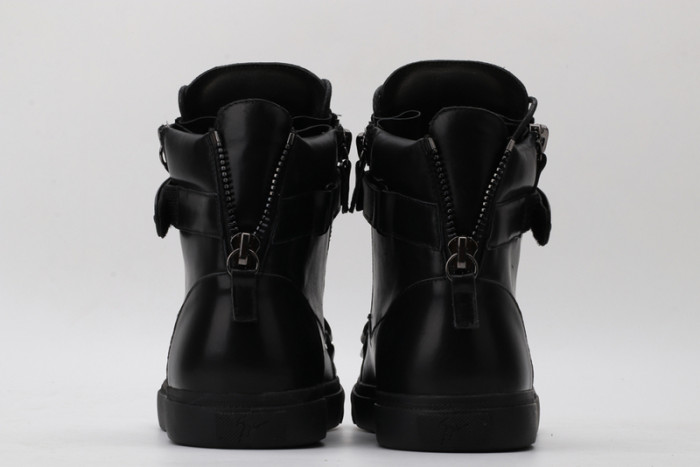 Chr1st1an Louboution Sneakers