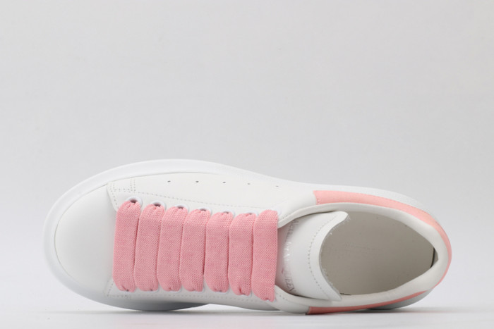 A1exa*der Mcqv*en OVERSIZED