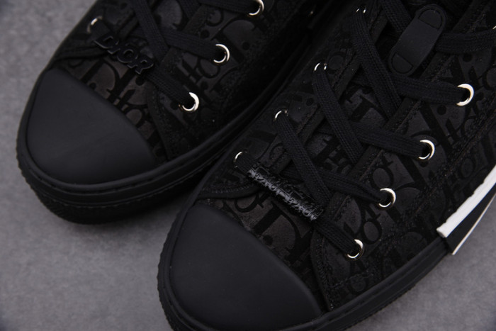 DIO* B23 OBLIQUE HIGH-TOP SNEAKER