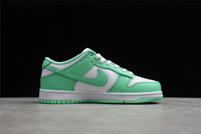 Nike Dunk Low Green Glow (W) - DD1503-105