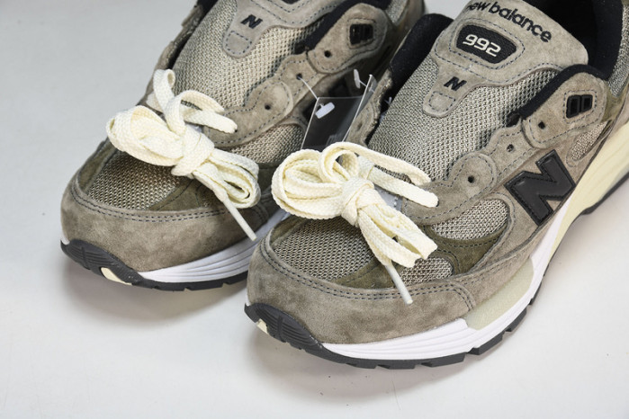 New Balance M992J2