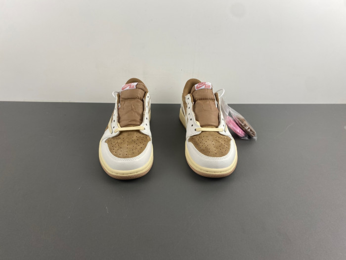 TRAVIS SCOTT X AIR JORDAN 1 LOW OG DM7866-106