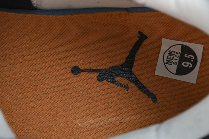 Air Jordan 4 Retro Starfish (W) - CW7183-100