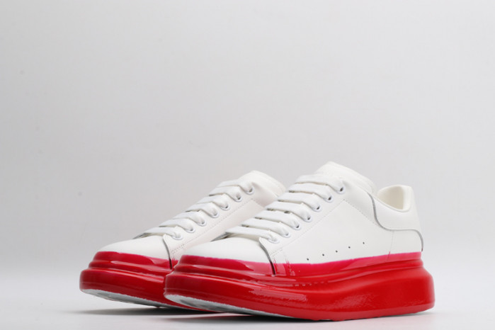 A1exa*der Mcqv*en OVERSIZED