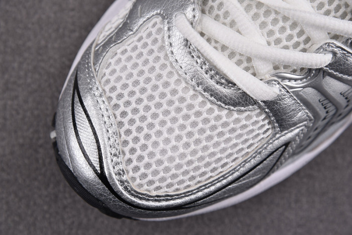 As1cs GEL KAYANO 14 (SILVER / GOLD) 1201A019-102