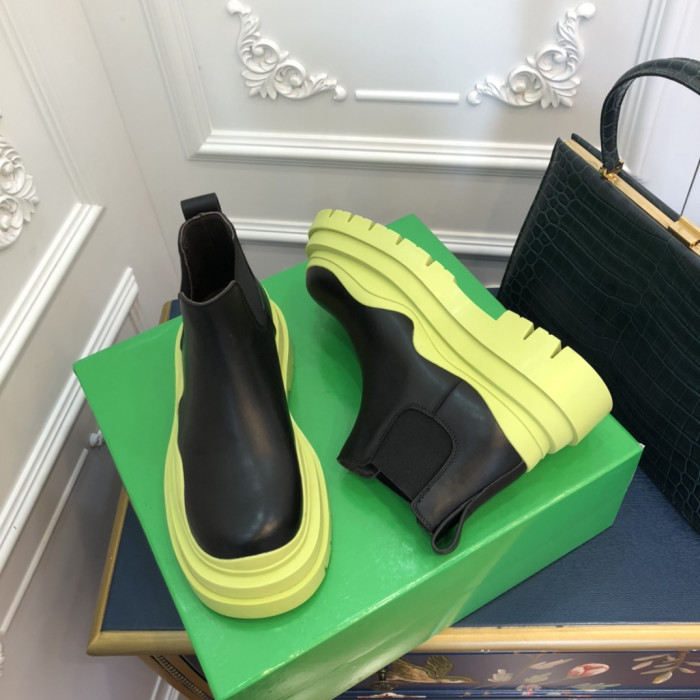 Botteg*Ven*ta Boots WOMEN + MEN