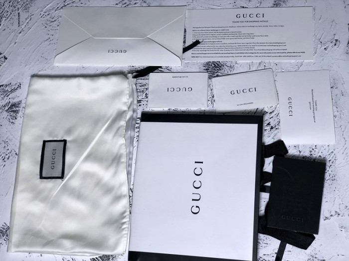 Gvc*1 Rhyton Leather Sneaker