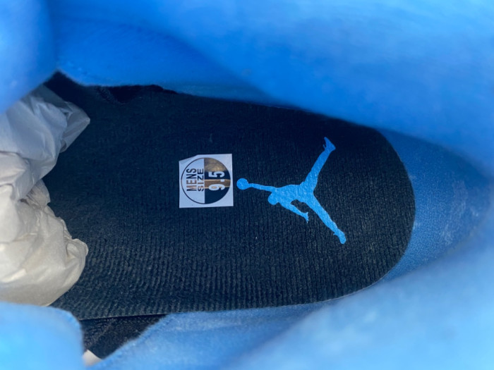 Air Jordan 5 “Black/University Blue” DD0587-008