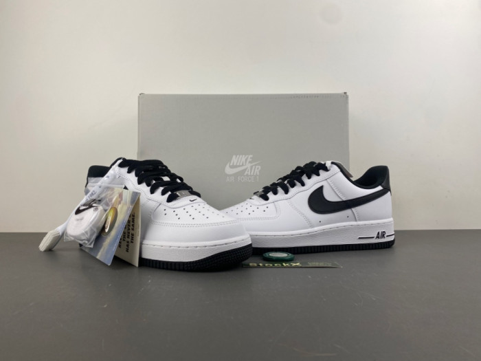 Nike Air Force 1 Low 