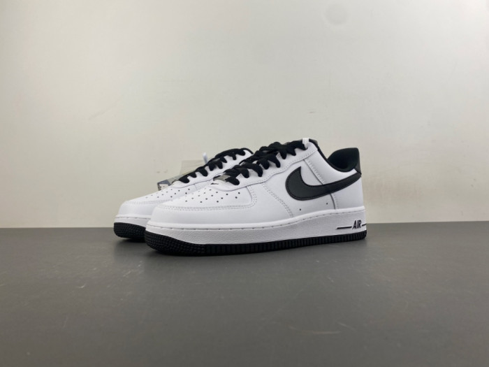 Nike Air Force 1 Low 