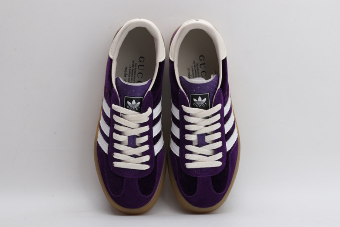 Gv*c* X ADIDA* SNEAKER