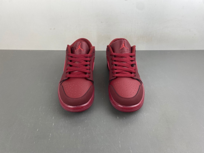 Air Jordan 1 Low SE Valentine