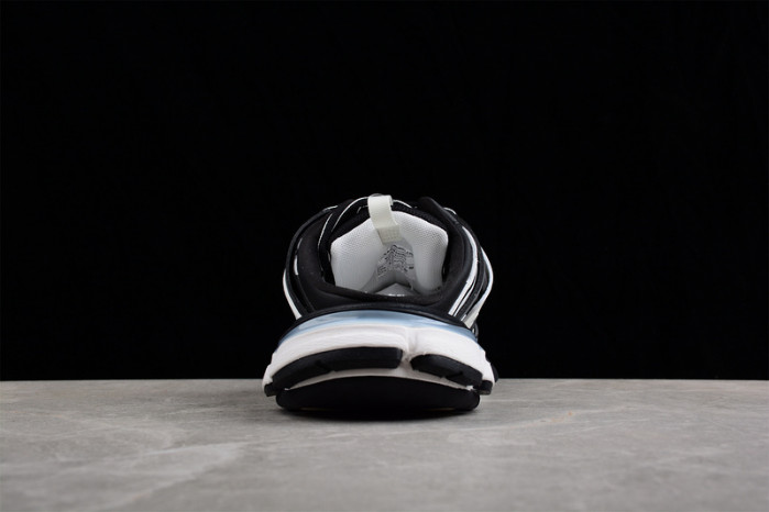 Ba1en*iaga Track Mule