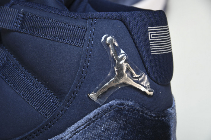 Air Jordan 11 WMNS "Midnight Navy" AR0715-441