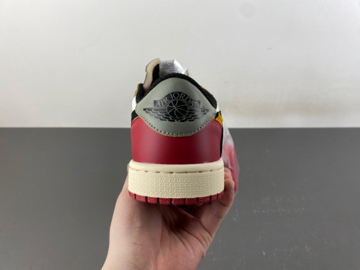 Travis Scott x Air Jordan 1 Low DM7866-600