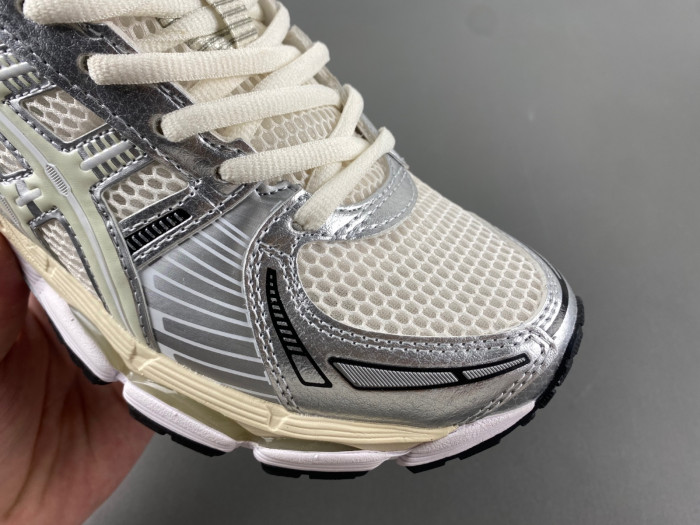 As1cs Gel-Kayano 12.1 x Ronnie Fieg "Cream" | 1203A555-100