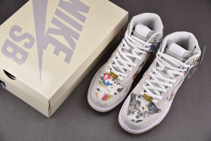 Svp*me x Nike SB Dunk High Rammellzee FD8779-100