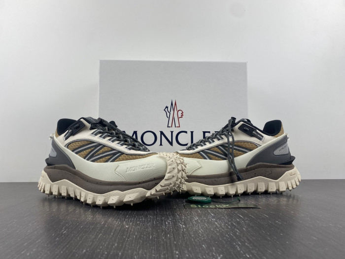 MONCLER TRAILGRIP GORE-TEX