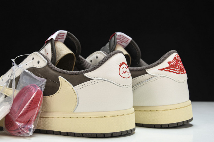 Travis Scott x Nike Air Jordan 1 Low DM7866-162