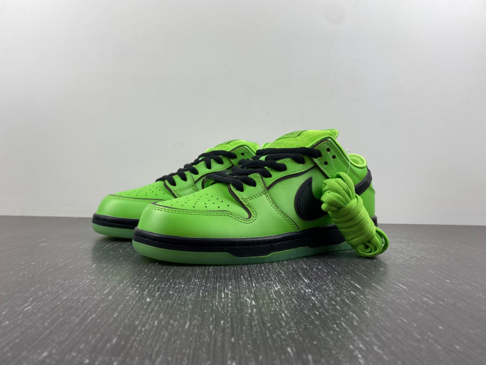 The Powerpuff Girls x Nike SB Dunk Low “Buttercup” FZ8319-300