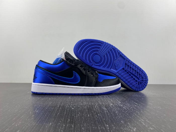 Air Jordan 1 Low Satin Royal 921193-007