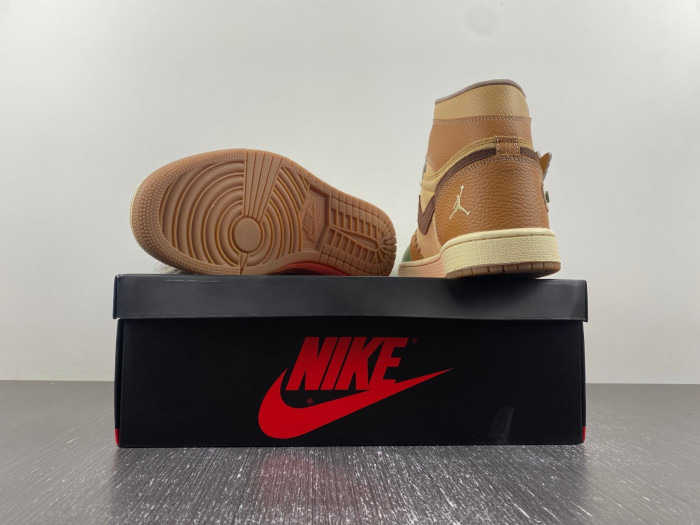 Zion Williamson x AJ 1 Retro High OG ”Voodoo“  DZ7292-100