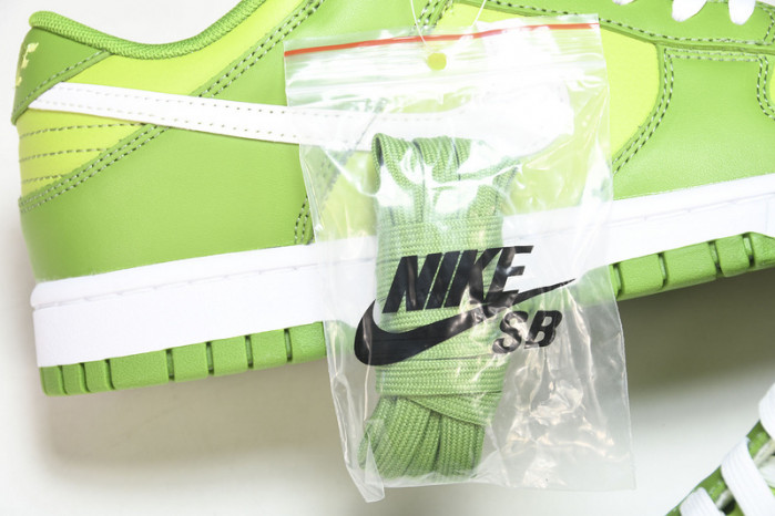 Nike Dunk Low Chlorophyll - DJ6188-300