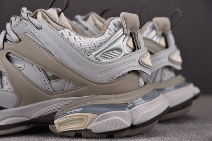 Ba1en*iaga TRACK 542023 W3ACG 1220