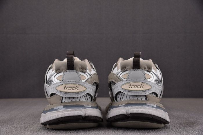 Ba1en*iaga TRACK 542023 W3ACG 1220